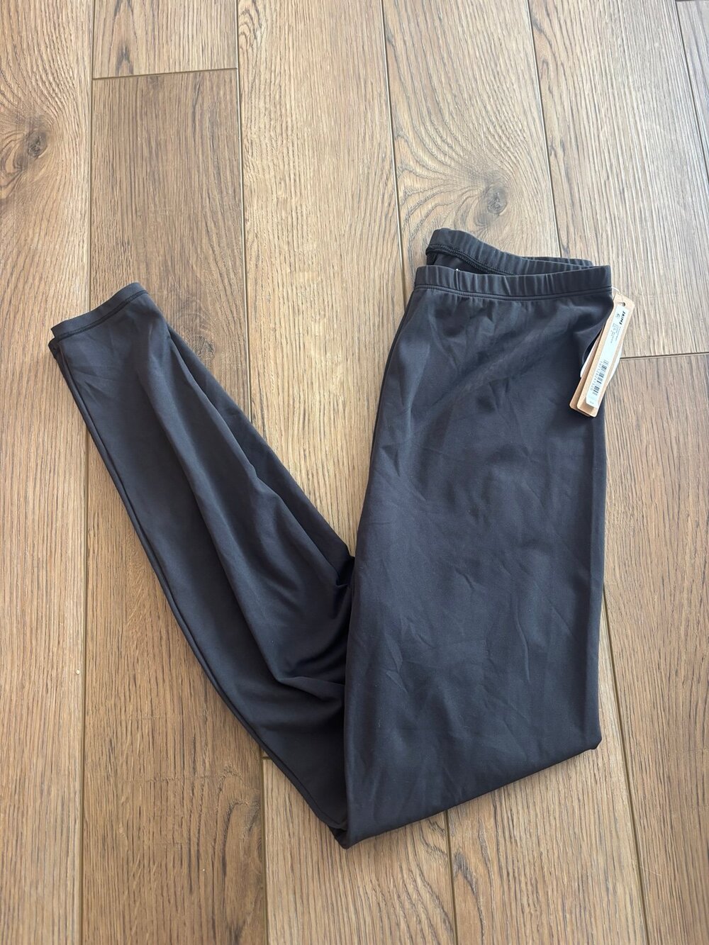 SKIMS fits everybody leggings